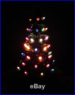 VINTAGE 1960s CALIFORNIA MOLD CERAMIC LIGHT UP CHRISTMAS TREE WITH SKIRT FLOCKED