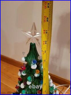VINTAGE 1973 Large Holland Mold CERAMIC CHRISTMAS TREE LIGHTUP with BASE 20
