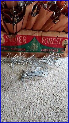 VINTAGE 50'S SILVER FOREST Aluminum Christmas Tree 4.5 feet 53 Branches w BOX