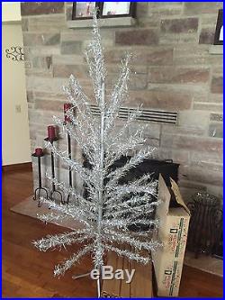 VINTAGE 6.5' ALUMINUM ARTIFICIAL CHRISTMAS TREE with Box And Extra BRANCHES