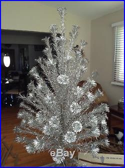 Vintage Aluminum 6' Christmas Tree 100 Branches With Original Box Perfect