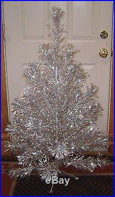 Vintage Aluminum Sparkler Pom Pom Christmas Tree 4 Ft 40 Branches Box Complete