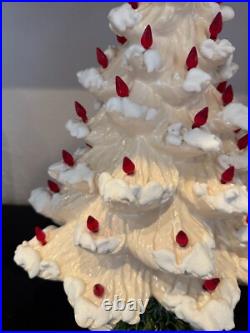 VINTAGE CERAMIC White Flocked CHRISTMAS TREE withRed lights Holly Stand 16