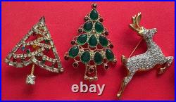VINTAGE CHRISTMAS TREE BROOCH PIN LOT M BOOK PIECE SWAROVSKI TRIFARI LIA MCM 13p
