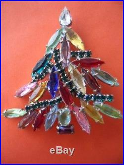 VINTAGE CZECH CRYSTAL CHRISTMAS TREE with GLASS BAUBLES STAR XMAS BROOCH PIN