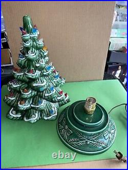 VINTAGE Holland Mold CERAMIC Snow Tipped CHRISTMAS TREE LIGHTUP with BASE 16