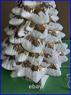 VINTAGE Holland Mold CERAMIC White CHRISTMAS TREE LIGHTUP with BASE 18 Music Bx