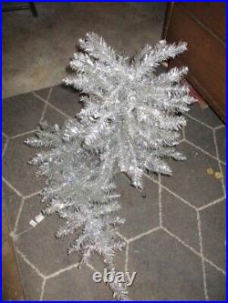 VINTAGE SILVER ALUMINUM TINSEL 4 FT LIGHTED CHRISTMAS TREE 2 SECTION WithSTAND