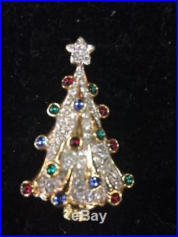 VINTAGE SWAROVSKI SIGNED COLLECTIBLE CHANNEL SET CABOCHONS CHRISTMAS TREE PIN