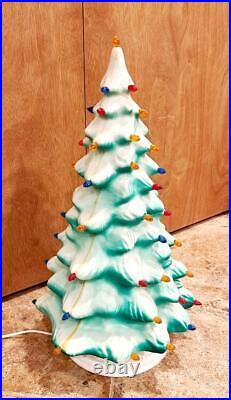 VINTAGE UNION PRODUCTS BLOW MOLD CHRISTMAS TREE 21 PLASTIC with ALL LIGHTS EUC