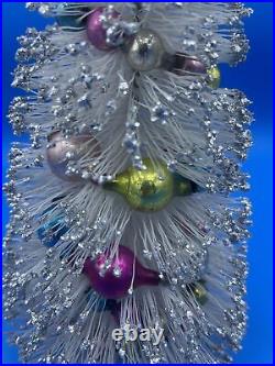 VINTAGE White Silver Bottle Brush Christmas Tree 1950s Mercury Glass Garland WOW