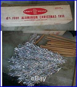 VINTAGE shinny 1950's silver aluminum christmas tree withbox stand tripod