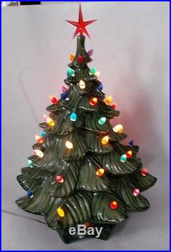 VTG 19 Ceramic Christmas Tree Light 2-pc Atlantic Mold Chartreuse Green WORKS
