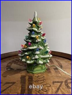 VTG 1967 Ceramic Snow Christmas Tree 11 Tall Green And White Complete Tested