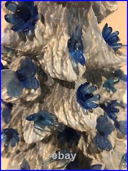 VTG 1981 Nowell's Molds Lighted Ceramic CHRISTMAS TREE Blue-Grey Color 17 H