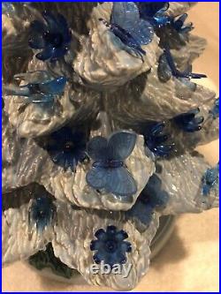 VTG 1981 Nowell's Molds Lighted Ceramic CHRISTMAS TREE Blue-Grey Color 17 H