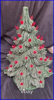 VTG 1988 Lighted Ceramic 17 Christmas Tree Red LIGHTS Music BOX WORKS! Nowell VTG 1988 Lighted Ceramic 17 Christmas Tree Red LIGHTS Music BOX WORKS! Nowell