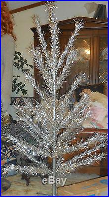 VTG 6 FT Aluminum Christmas Tree Complete Peco Stand Poles Box & Branches