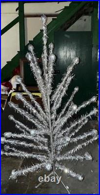 VTG 6 Ft Aluminum Christmas Tree Pom Pom Good/fair Condition READ Orig Box
