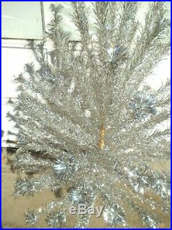 VTG Aluminum Peacock Christmas Tree Evergleam 6' Tree, Box & Stand 94 Branches