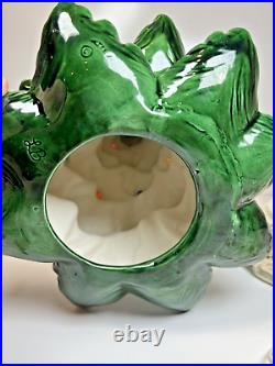 VTG Atlantic Mold Ceramic Green Christmas Tree 16 With scroll base Chipped