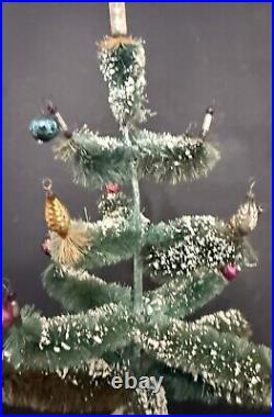 VTG Bottle Brush Christmas Tree 15 with Ornaments & Rotates Plays Music WORKS OLD