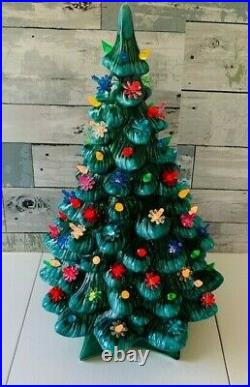 VTG Ceramic Christmas Tree 19 Tall With Music Box Plays Silent Night Two Tone