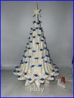 VTG Ceramic Lava Christmas Tree Opalescent White Blue Birds Doves 21 Tall Works