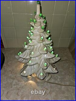 VTG Ceramic Pearl Light Up Christmas Tree Green Lights LP White Vintage Wow 16