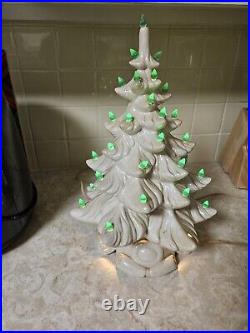 VTG Ceramic Pearl Light Up Christmas Tree Green Lights LP White Vintage Wow 16