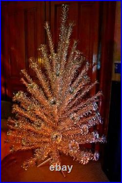 VTG Evergleam Aluminum 6' Christmas Tree 94 Branch Fountain Style withColor Wheel