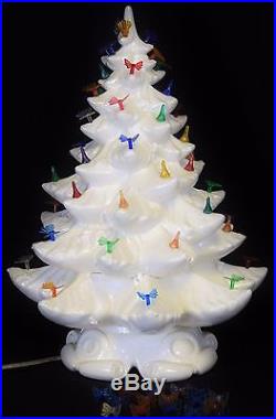 VTG Light up Ceramic Christmas Tree Snow Capped Base White Ivory Atlantic Mold