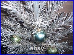 VTG NICE RETRO 4 Ft SILVER ALUMINUM SPECIALTY STAINLESS ALUMINUM XMAS TREE#316