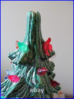 VTG Nowell's Mold 1978 Ceramic 16 Christmas Tree Lighted Musical Music Box