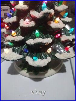 Vintag Lighted Ceramic 18 CHRISTMAS TREE WITH Base Multi-Color With Snow