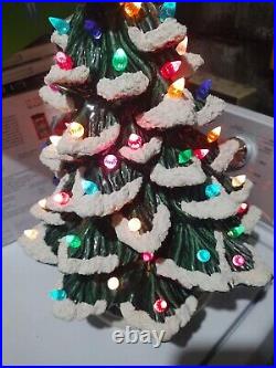 Vintag Lighted Ceramic 18 CHRISTMAS TREE WITH Base Multi-Color With Snow