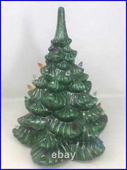 Vintage 1 Piece Atlantic Mold Ceramic 14 Lighted Christmas Tree Green EUC