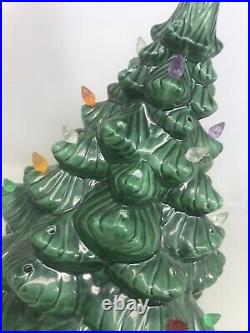 Vintage 1 Piece Atlantic Mold Ceramic 14 Lighted Christmas Tree Green EUC