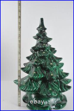 Vintage 16 1979 Atlantic Mold light up ceramic Christmas Tree cs