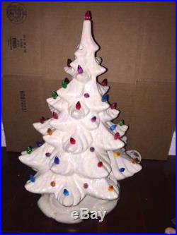 Vintage 17 Atlantic Mold Pearl White Ceramic Christmas Tree