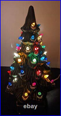 Vintage 17'' Lighted Ceramic Christmas Tree Decorative Outfit with snow Works