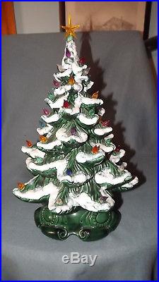 Vintage 18'' Atlantic Mold Flocked Green Ceramic Christmas Tree with Star Lights
