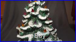 Vintage 18'' Atlantic Mold Flocked Green Ceramic Christmas Tree with Star Lights