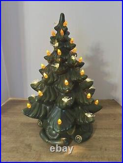 Vintage 19 Atlantic Mold Ceramic Christmas Tree With Lights +Birds