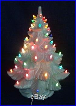 Vintage 19 Lighted Atlantic Mold White Ceramic Christmas Tree Iridescent Finish