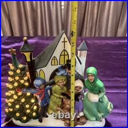 Vintage 1965 Atlantic Mold Lighted Christmas Tree Carolers Music Box Ceramic