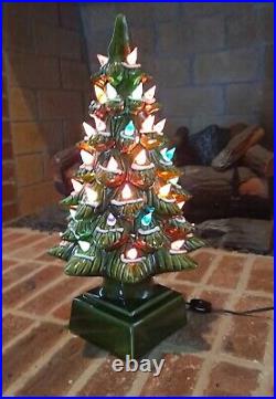 Vintage 1970 Raymond Lamp Co 18 Ceramic Green 2pc Christmas Tree Bulbs Lamp EUC