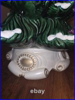 Vintage 1970's Atlantic Mold Ceramic Lighted Christmas Tree withBase 18