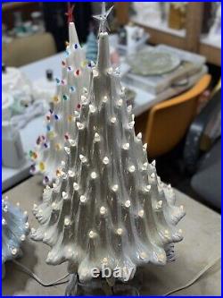 Vintage 1970's Atlantic Mold Very Large 21 Ceramic Christmas Tree