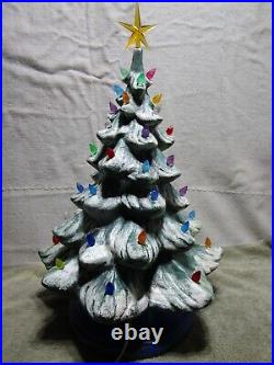 Vintage 1970's Ceramic Christmas Tree 16 W Nativity Scene